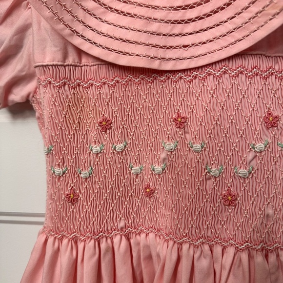 Helen & Enriette Fine Hand Smocked Girl's Dress - Picture 3 of 8